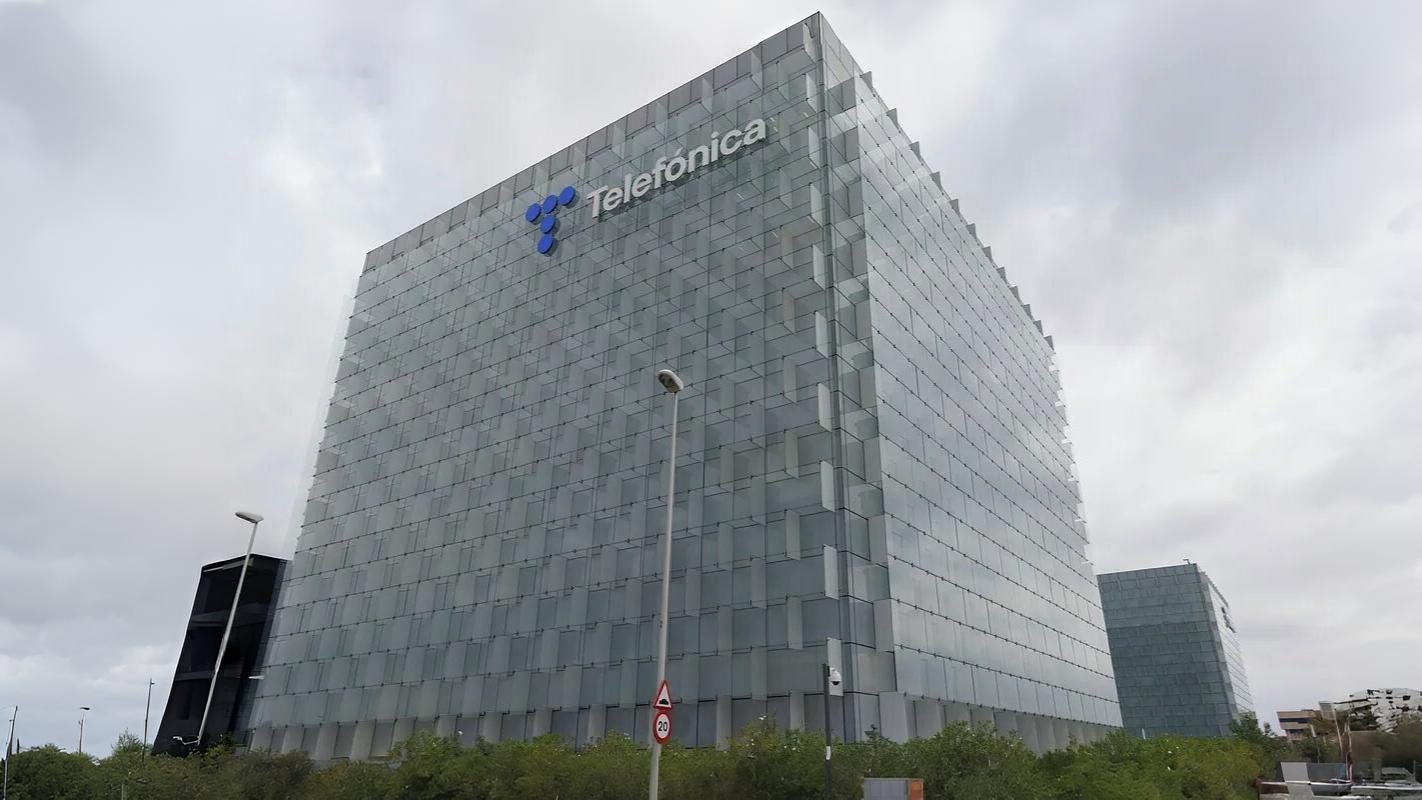 Luego de 30 años TELEFÓNICA dice adiós